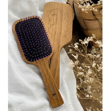 Hairbrush - wooden paddle brush 